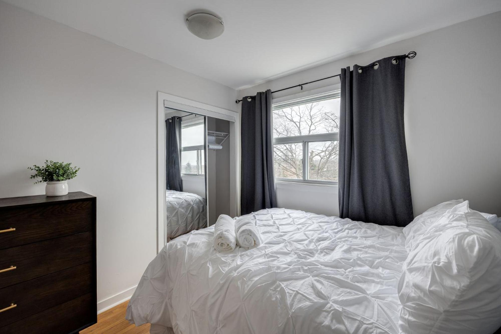 Eglinton West Guest Suite Toronto Extérieur photo