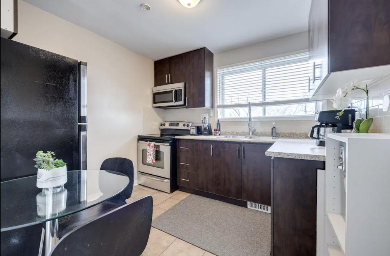Eglinton West Guest Suite Toronto Extérieur photo